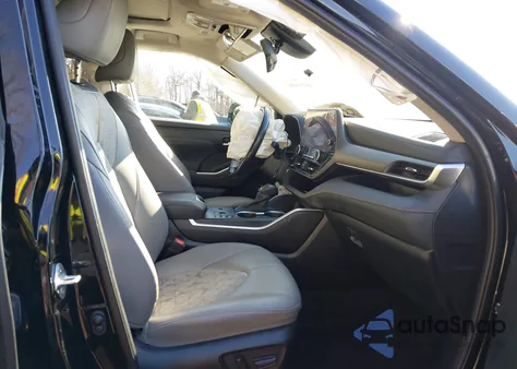 2023 Toyota Highlander Hybrid Xle Bronze z USA, uszkodzony, nr VIN 5TDABRCH7PS134614